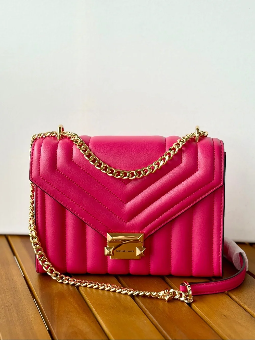 MICHAEL KORS - WHITNEY CROSSBODY / SHOULDER BAG Quilted Electric Pink